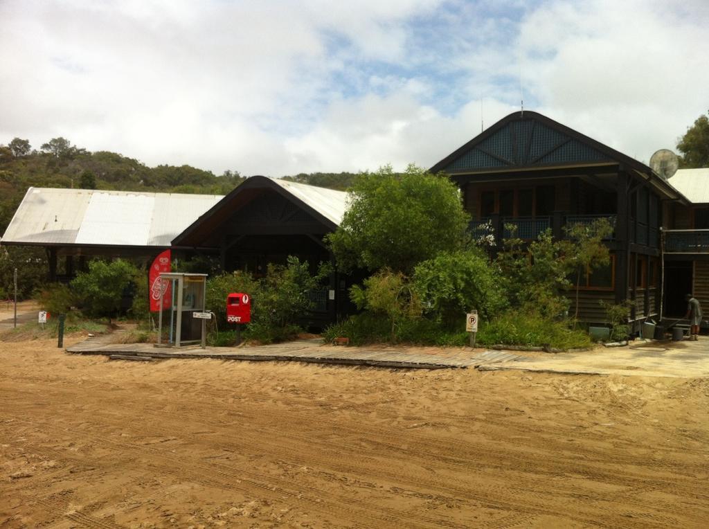 Fraser Island Retreat Villa Exterior photo